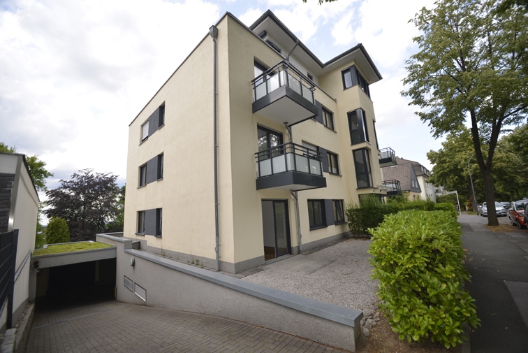Aussenansicht Straßenseite Aussenansicht Straßenseite